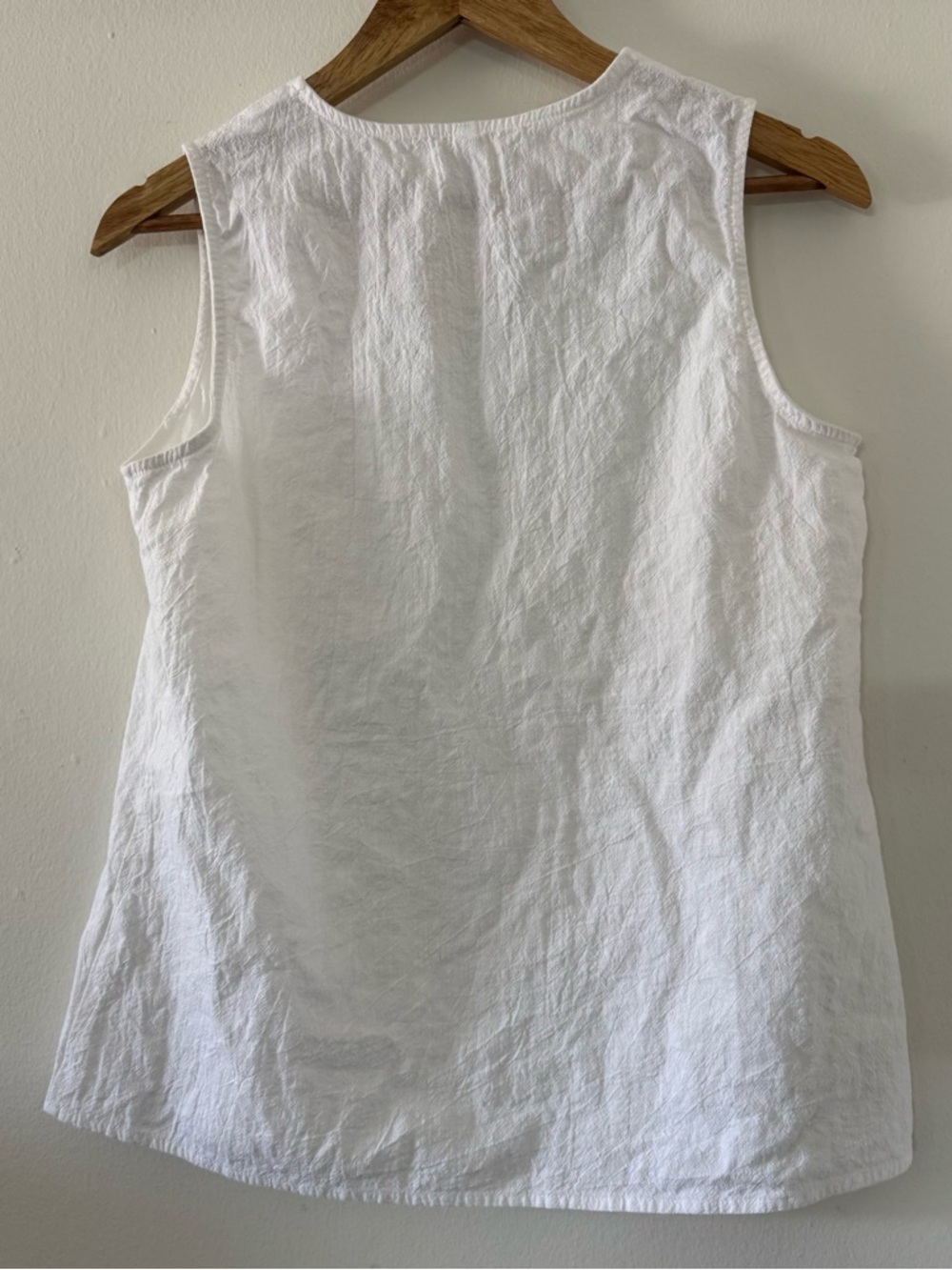 White V-Neck Sleeveless 100% Cotton Tank Linen Look Summer Women’s M Boho - Picture 2 of 8